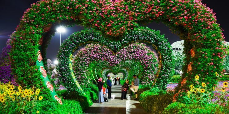 Sebelum Kita Bernikah – Kenapa Kita Jatuh Cinta dan Bernikah?